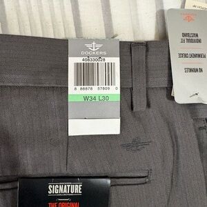 Dockers Men's Gray pants